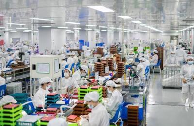 國(guó)標(biāo)電子煙正式上市,深圳售出全國(guó)首單